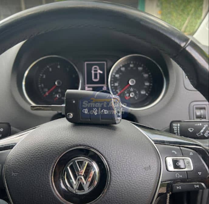Volkswagen Passat car key replacement in Wembley area